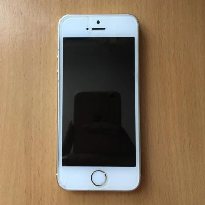 Лот: 8887917. Фото: 1. IPhone 5S 16GB. Смартфоны