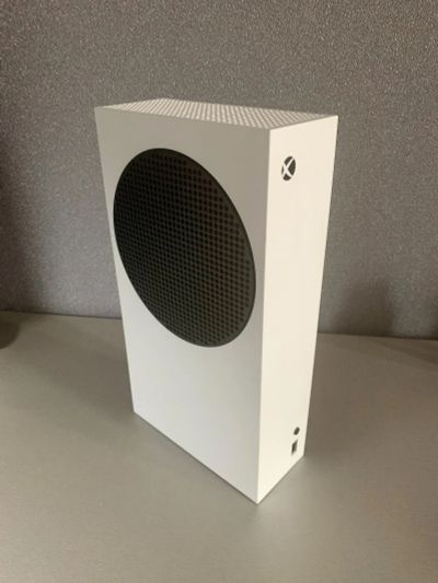 Лот: 17215402. Фото: 1. Xbox Series S. Игровые приставки, консоли