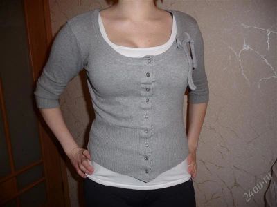 Лот: 2648479. Фото: 1. Кофточка. Свитеры, толстовки, худи