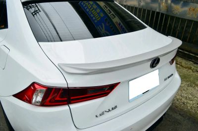 Лот: 18907518. Фото: 1. Лип спойлер на багажник Lexus... Детали тюнинга