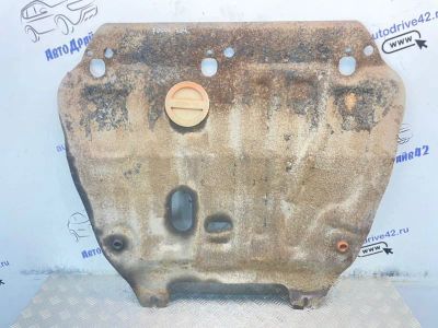 Лот: 25278725. Фото: 1. защита двигателя Ford Focus CB4. Двигатель и элементы двигателя