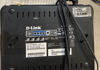 Лот: 24919024. Фото: 1. Модем D-link dir-300. Беспроводные модемы