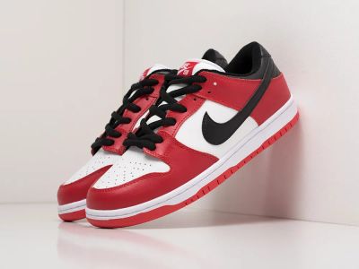 Лот: 17459756. Фото: 1. Кроссовки Nike SB Dunk Low. Кеды, кроссовки, слипоны