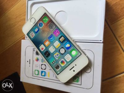 Лот: 10937891. Фото: 1. iPhone 5s комплект состояние отличное. Смартфоны