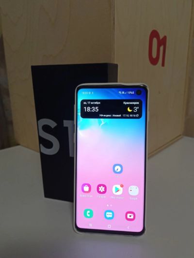 Лот: 18200063. Фото: 1. Galaxy S10. Смартфоны