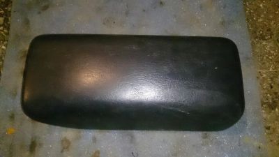 Лот: 9171219. Фото: 1. Крышка подлокотника Toyota Corona... Салон
