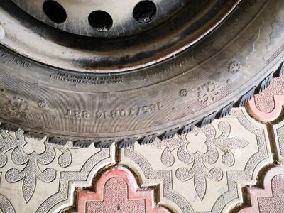 Лот: 16669558. Фото: 1. Kumho+Dunlop зима на штампах r14. Шины на дисках