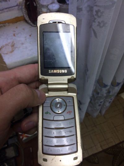 Лот: 10017533. Фото: 1. Samsung SGH-E480. Кнопочные мобильные телефоны