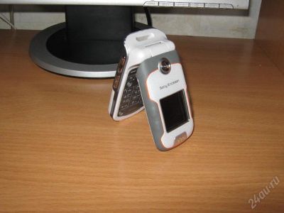 Лот: 44109. Фото: 1. продам Sony-Ericsson W710i или... Красноярск
