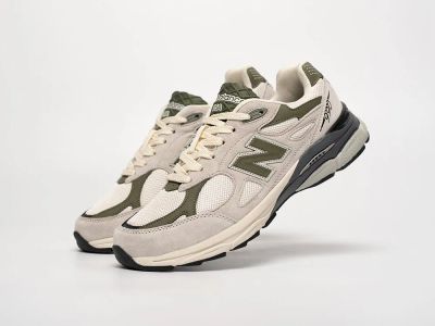 Лот: 21691732. Фото: 1. Кроссовки New Balance 990 v3... Кеды, кроссовки, слипоны