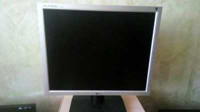 Лот: 12650584. Фото: 1. Монитор LG L1718S-SN. ЖК-мониторы