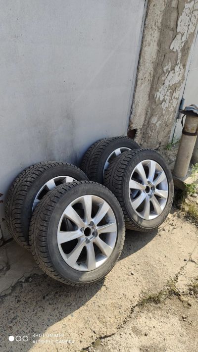 Лот: 16393029. Фото: 1. Bridgestone Ice Cruiser 7000 195... Шины