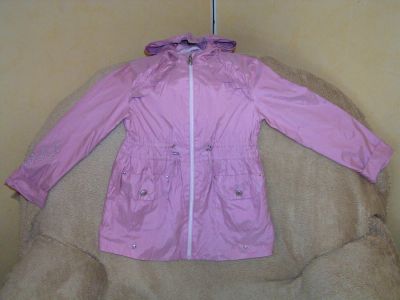 Лот: 3999600. Фото: 1. Куртка на девочку. Верхняя одежда