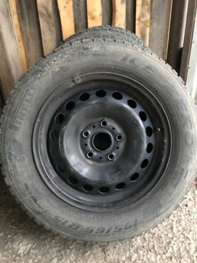 Лот: 14722226. Фото: 1. Pirelli ice zero 195/65 R15. Шины
