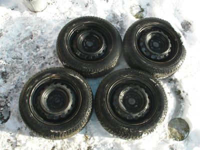 Лот: 16834394. Фото: 1. Комплект зимних колес R14. Шины на дисках