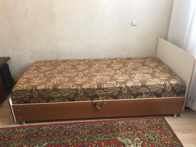 Лот: 11393109. Фото: 1. Продам кровать полуторку Б/У... Кровати