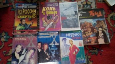 Лот: 5524531. Фото: 1. 7 книг одним лотом. Художественная