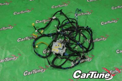 Лот: 10598303. Фото: 1. коса салона R toyota crown majesta... Электрооборудование