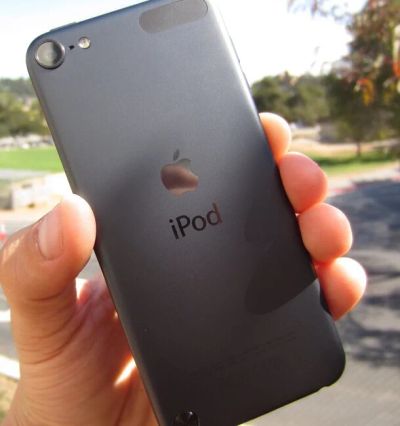 Лот: 3632303. Фото: 1. iPod touch 5 32gb черный. Гирлянды, шарики, новогодние аксессуары