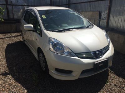 Лот: 9848227. Фото: 1. Honda Fit Shuttle БП по РФ. Автомобили