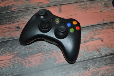 Лот: 15018435. Фото: 1. Беспроводной джойстик Xbox 360... Аксессуары для игровых приставок, консолей, геймпады