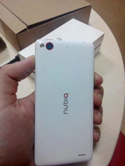 Лот: 5477308. Фото: 1. Nubia Z5S 16GB NX403A (white... Смартфоны