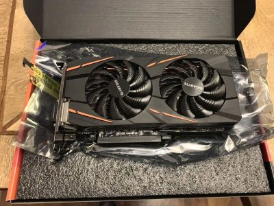 Лот: 17156220. Фото: 1. Gigabyte AMD Radeon RX 580 8Gb. Видеокарты