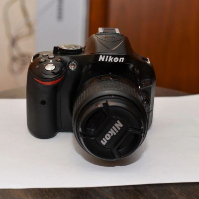 Лот: 16489742. Фото: 1. Nikon D5200 KIT почти новый. Цифровые зеркальные