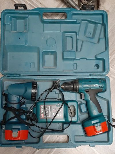 Лот: 21118731. Фото: 1. Шуруповёрт Макита, makita6280d. Электроинструмент