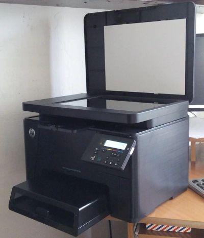 Лот: 10109480. Фото: 1. Цветное МФУ HP LaserJet Pro M176n... МФУ и копировальные аппараты