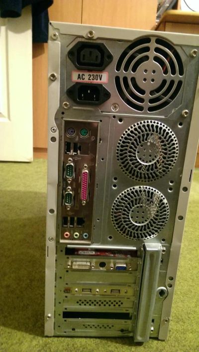 Лот: 4879900. Фото: 1. Системный блок в сборе Intel Celeron... Компьютеры в сборе