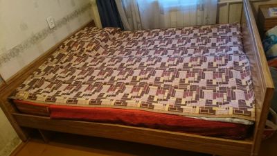 Лот: 9906444. Фото: 1. Отличная кровать с матрацами... Кровати