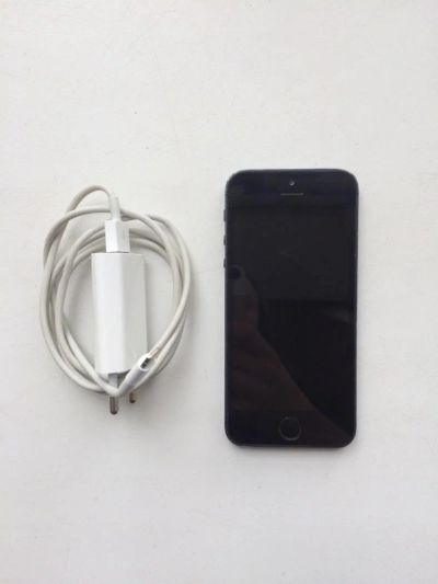 Лот: 9526568. Фото: 1. iphone 5 (8гб) оригинальный исправный... Смартфоны