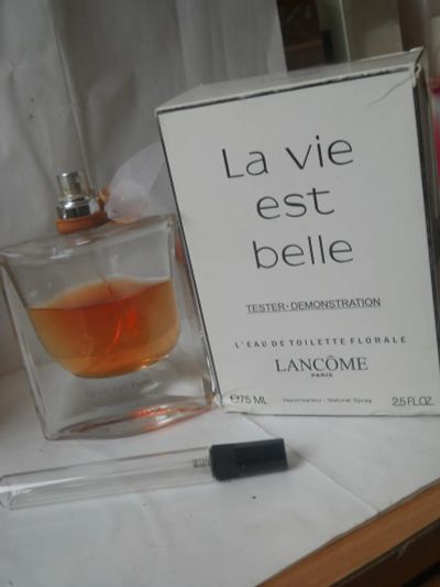 Лот: 25805345. Фото: 1. La Vie Est Belle L’Eau de Toilette... Женская парфюмерия
