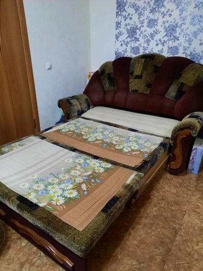 Лот: 20235502. Фото: 1. Диван. Диваны