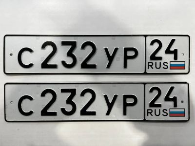 Лот: 24985649. Фото: 1. гос номер С 232 УР 24 серия СУР. Госномера