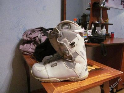 Лот: 2550535. Фото: 1. Ботинки для сноуборда женские... Ботинки