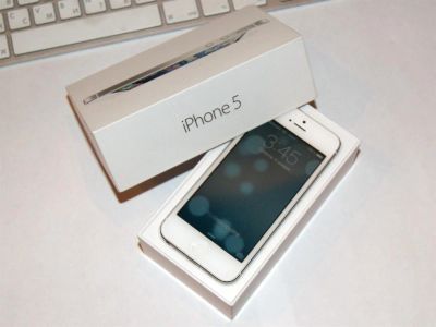 Лот: 3123803. Фото: 1. Оригинальный Apple iPhone 5 16gb... Смартфоны