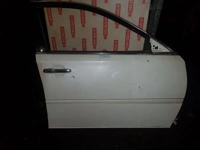 Лот: 20896036. Фото: 1. Замок двери Toyota Windom MCV30... Кузов