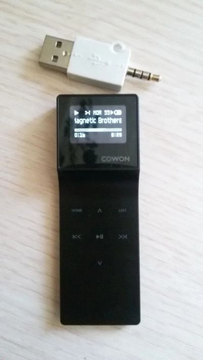 Лот: 7714319. Фото: 1. Hi-Fi Cowon iAudio E3 черный 16Gb. Плееры