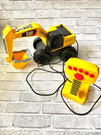 Лот: 17826106. Фото: 1. Игрушка Toystate Экскаватор 22... Машины и техника