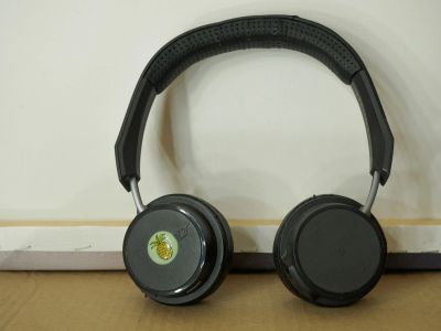Лот: 19996828. Фото: 1. Гарнитура Plantronics повреждена... Наушники, гарнитуры