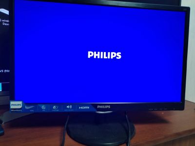 Лот: 24653827. Фото: 1. Монитор Philips 223v5. ЖК-мониторы