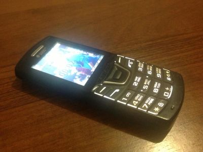 Лот: 4757249. Фото: 1. Samsung e2152 читаем описание... Кнопочные мобильные телефоны