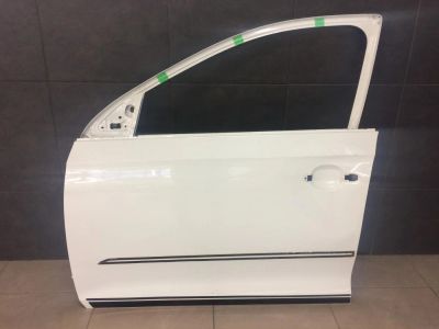 Лот: 8317670. Фото: 1. Дверь левая передняя Skoda Rapid... Кузов