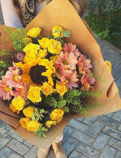 Лот: 7262268. Фото: 1. Сборный букет. Цветы на Щорса... Свежие цветы