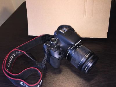 Лот: 10145369. Фото: 1. Б/у Canon EOS 600D EF-S 18-55... Цифровые зеркальные