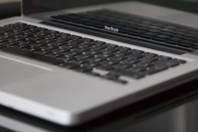 Лот: 5079359. Фото: 1. Apple MacBook 13 2,4 GHz Core... Ноутбуки
