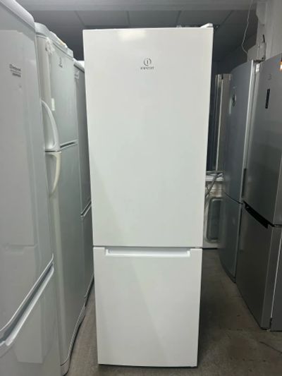 Лот: 25730301. Фото: 1. Холодильник (05169). Холодильники, морозильные камеры