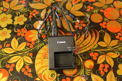 Лот: 4127295. Фото: 1. Зарядка для фотоаппарата Canon... Другое (фотокамеры)
